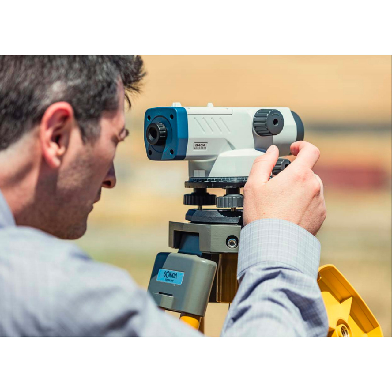Sokkia-B-40A-25-Auto-Level-1009572-53-action__35293 Sokkia-B-40A-25-Auto-Level-1009572-53-action__35293